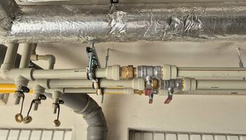 Výměna stoupačkových uzávěrů vody | Vodoinstalace a kanalizace