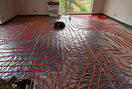 RD Mělčany - ústřední vytápění